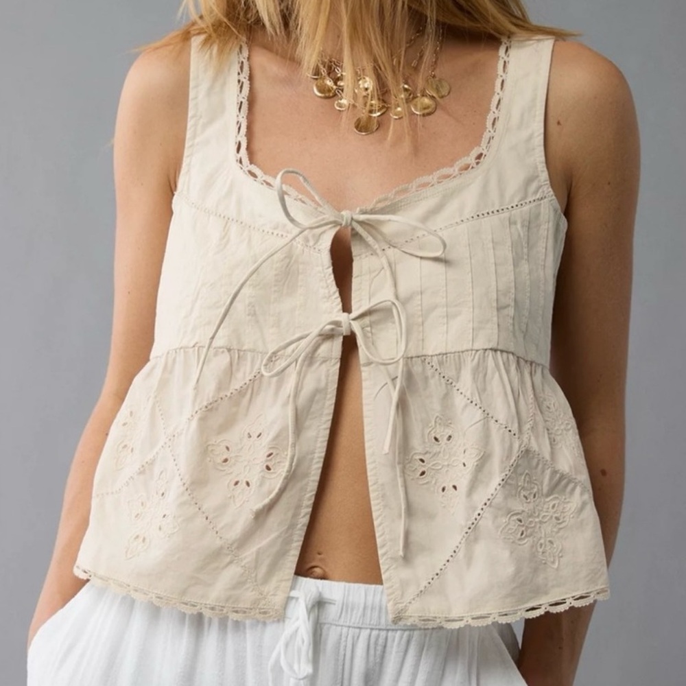 American Eagle  Tie Front Scoop Neck Flyaway Tank Top